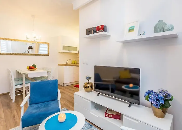 Apartamento Awesome In With Wifi
