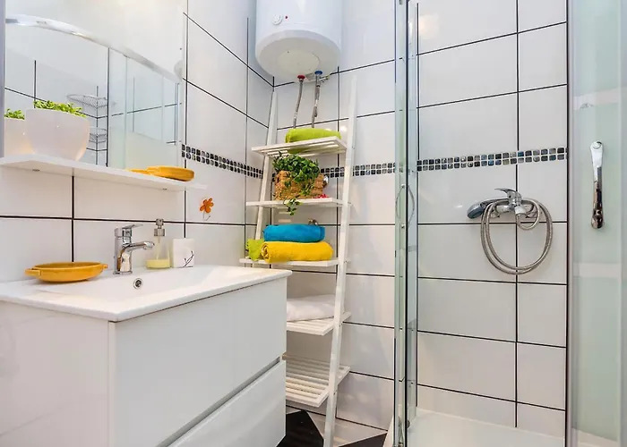 Apartamento Awesome In With Wifi Rijeka