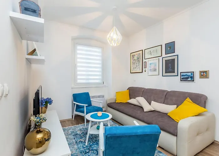 Apartament Awesome In With Wifi Rijeka